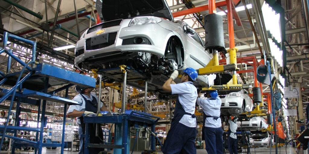 Consumo automotriz 2022: peruanos compraron vehículos nuevos 7.1% más costosos