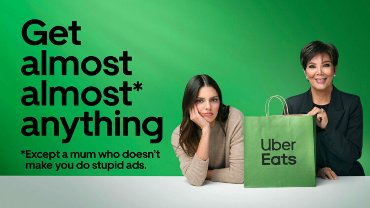 Kris y Kendall Jenner se unen a Uber Eats para comunicar su nueva oferta de entregas