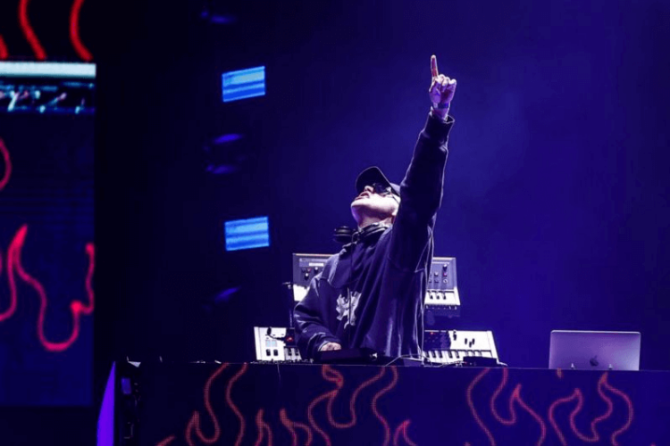 ¿Quién es Bizarrap? El creativo de 24 años que transforma en tendencia todo lo que produce