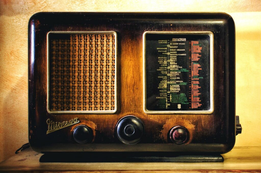 Día Mundial de la Radio: más de 100 años adaptándose a las preferencias del público 2 1366 2000 1