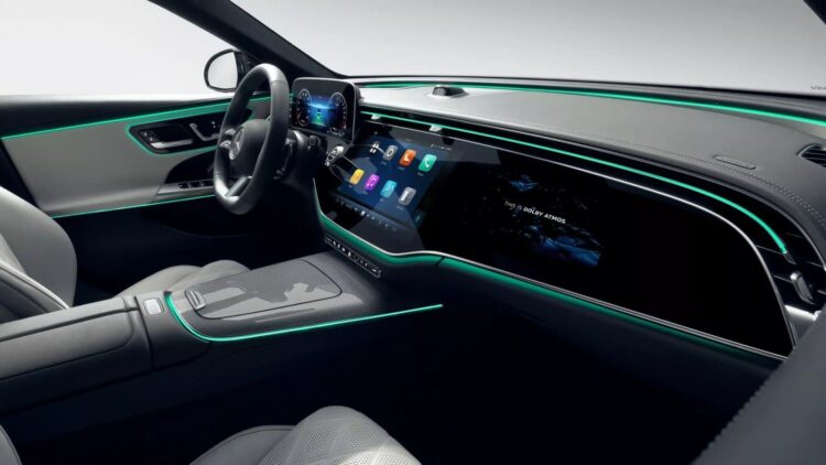 Mercedes Benz Clase E 2024 interior 2