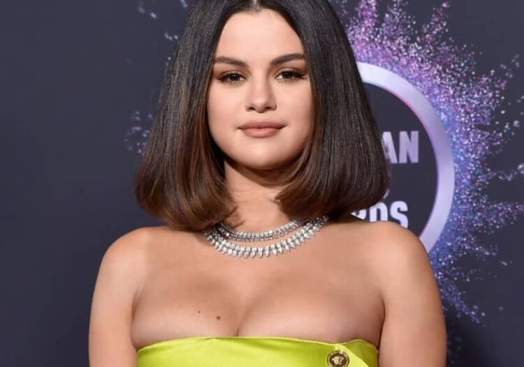 simular conversaciones con celebridades