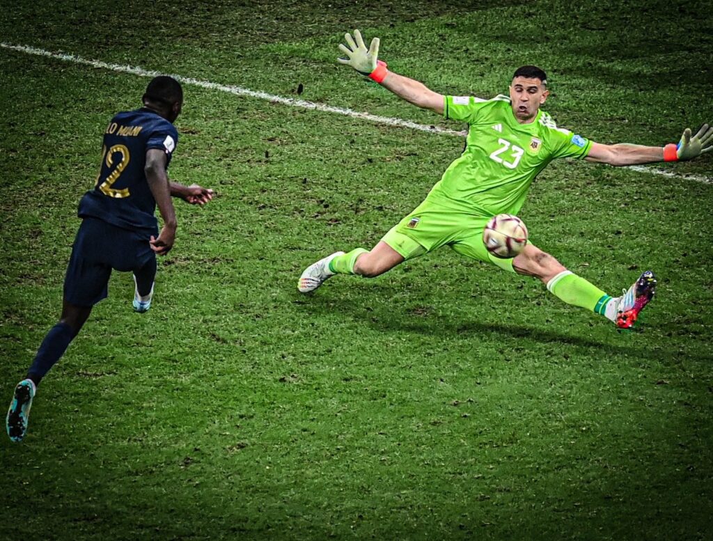 “¿Querés compartir un asado conmigo?”: La campaña del ‘Dibu’ Martínez para aficionados en todo el mundo