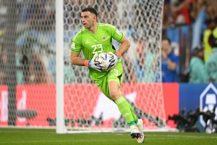 “¿Querés compartir un asado conmigo?”: La campaña del ‘Dibu’ Martínez para aficionados en todo el mundo