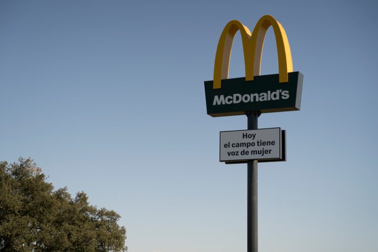 McDonald’s conmemora el Día de la Mujer con homenaje a trabajadoras del campo 1 McDonald’s conmemora el Día de la Mujer con homenaje a trabajadoras del campo
