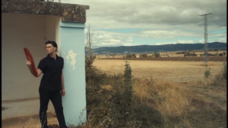 Esta marca realizará una gira para visibilizar la realidad de las personas LGTBIQ+ en las zonas rurales