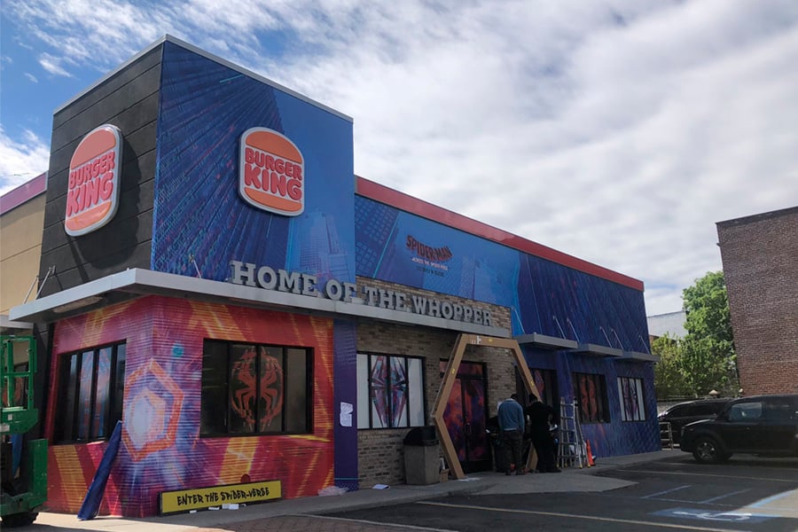 Burger King lanza la Whopper color rojo por el estreno de la nueva película de "Spider-Man" 2 burger king 1