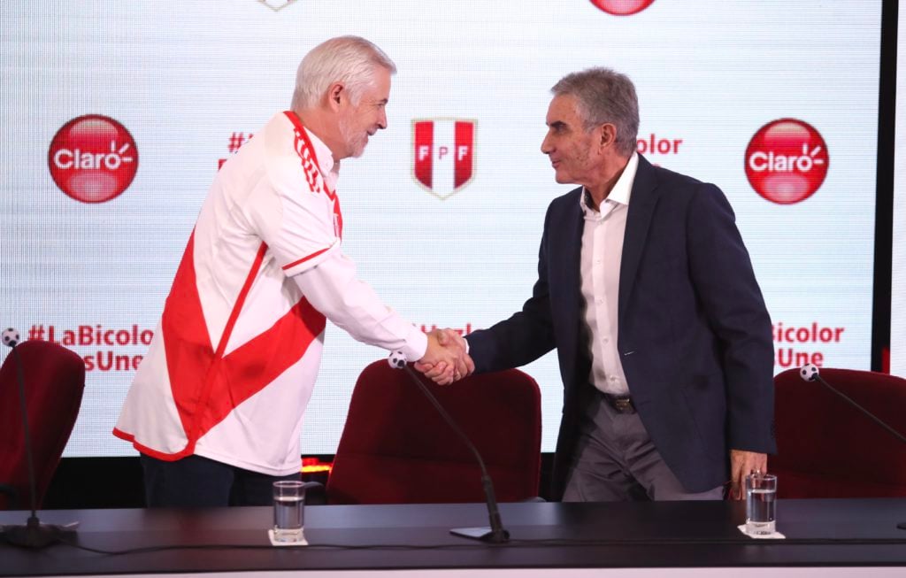 Claro es el nuevo auspiciador de las selecciones peruanas de fútbol 3 Claro es el nuevo auspiciador de las selecciones peruanas de fútbol