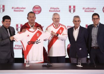 Claro es el nuevo auspiciador de las selecciones peruanas de fútbol