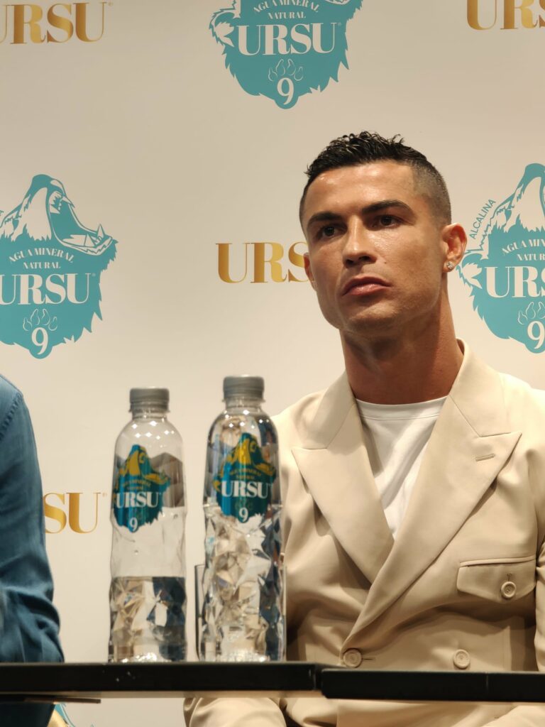 Ursu, el nuevo negocio de Cristiano que remonta a su gesto viral hacia Coca-Cola 2 Ursu, el nuevo negocio de Cristiano que remonta a su gesto viral hacia Coca-Cola
