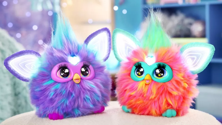 Hasbro vuelve a lanzar el Furby: ¿por qué salió del mercado? 1 Hasbro vuelve a lanzar el Furby: ¿por qué salió del mercado?