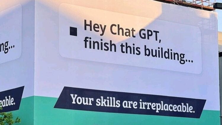 Agencia de empleos desafía a chatGPT a terminar de construir un edificio