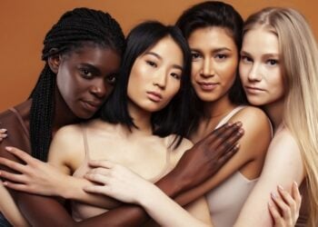 IAB Perú lanza guía para cuestionar las narrativas en pro de la diversidad en la publicidad