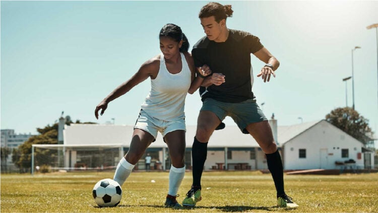 Mujeres en el fútbol: ¿Quién encabeza la lista de salarios y cómo se compara con los hombres? 1 futbol 100