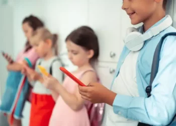 smartphones en los colegios