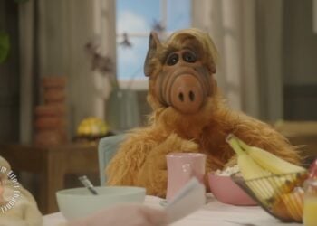 Alf regresa a la televisión e incluye anuncios del divertido extraterrestre promocionando marcas