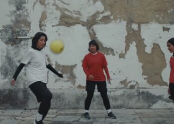 WhatsApp lanza documental sobre la hazaña del equipo de fútbol femenino de Afganistán que huyó del país