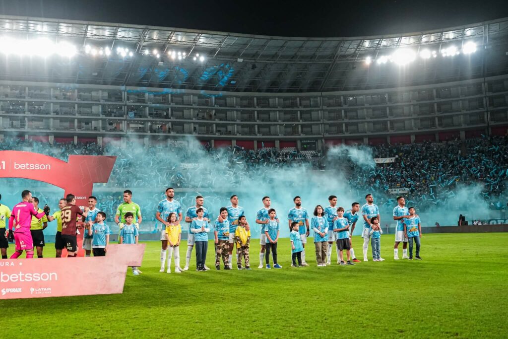 Un saiyajin y Nasción Celeste