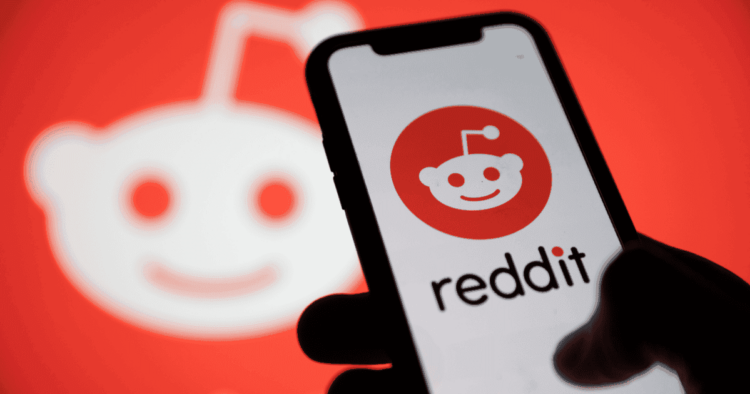 Reddit anuncia programa de colaboradores que transforma puntos en dinero real