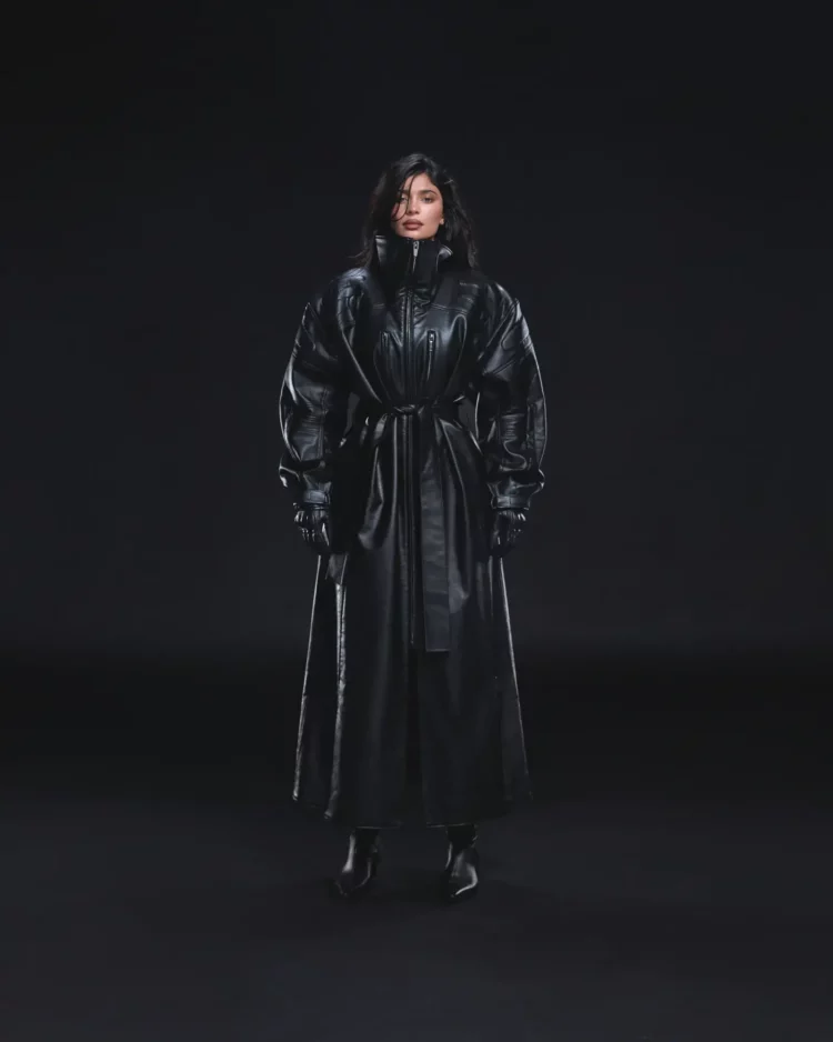 ¿Por qué Kylie Jenner lanza una marca de moda? 1 ¿Por qué Kylie Jenner lanza una marca de moda?