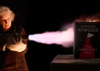 Penguin Random House lanza libro incombustible para desafiar la censura de la literatura