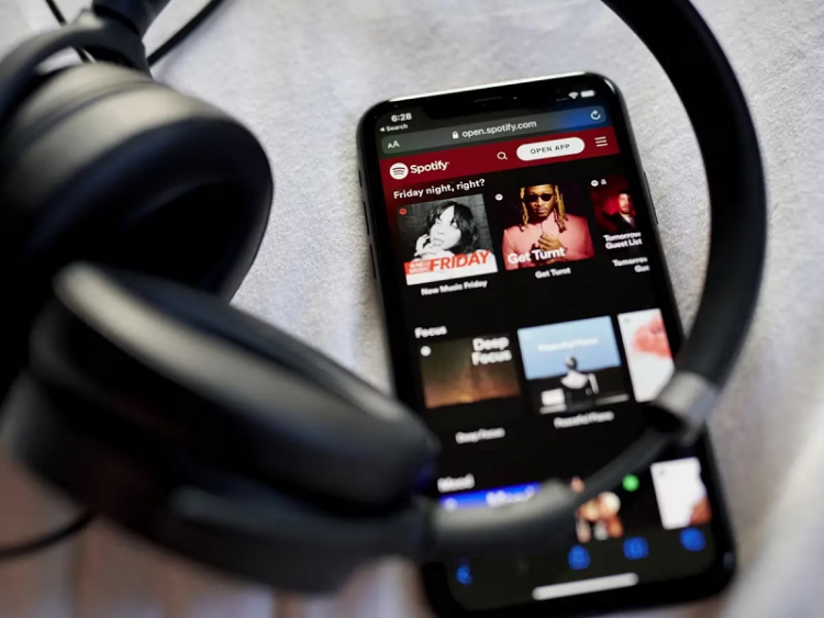 Spotify analiza consumo de audio y pódcast de la generación Z, ¿cómo llegar a ellos?