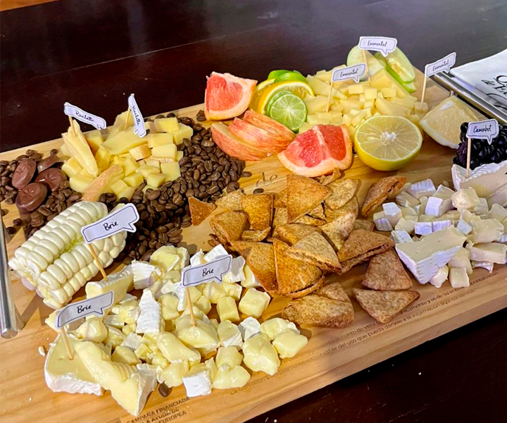 Quesos de Europa: En Francia se habla el idioma del amor 3 QUESOS