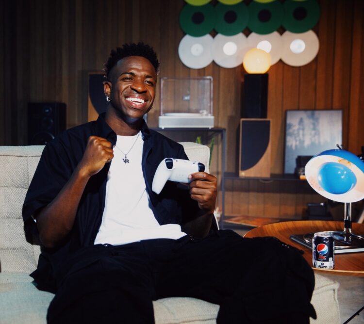 Pepsi se une a un videojuego de fútbol para ofrecer premios a los gamers peruanos