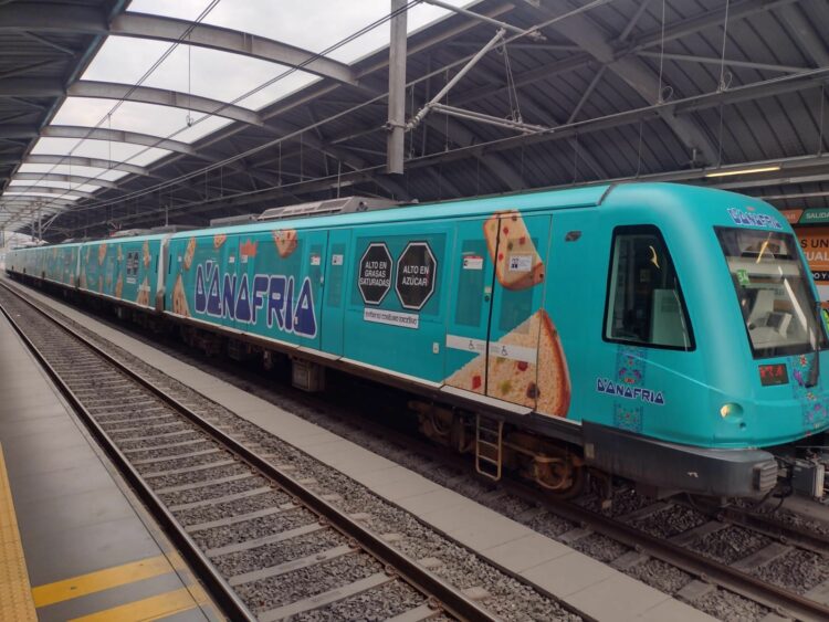 Panetón D’Onofrio aporta magia navideña a los viajes en la Línea 1 1 Panetón D’Onofrio aporta magia navideña a los viajes en la Línea 1