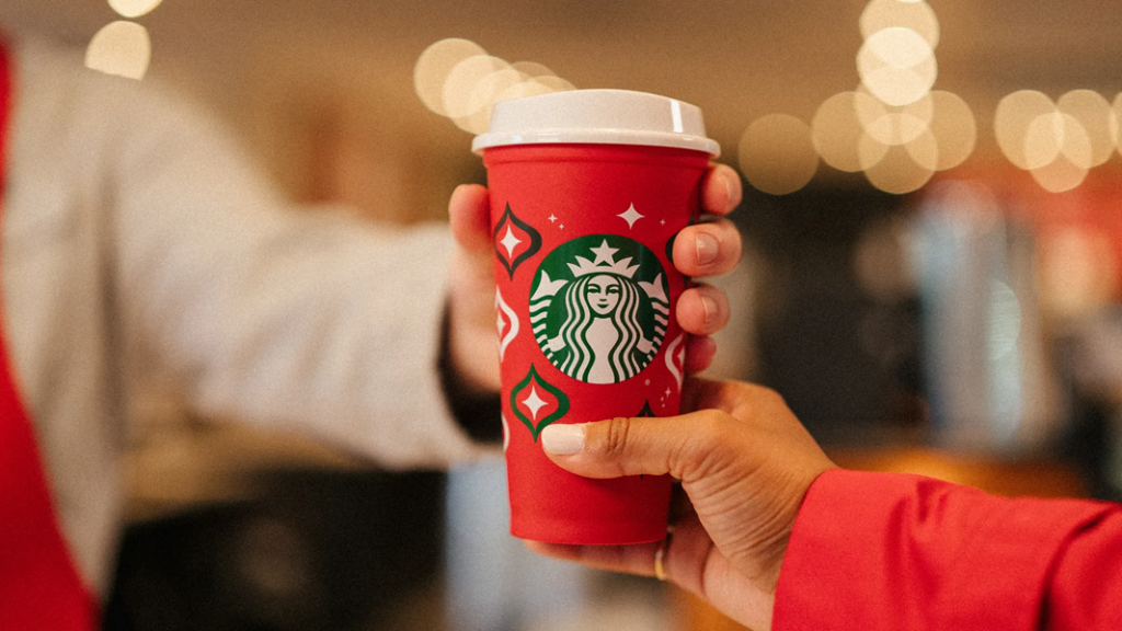 ¿Por qué Starbucks enfrenta una huelga en cientos de tiendas en EE.UU.? 2 Starbucks huelga