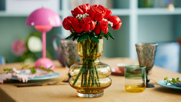 Lego lanza su Ramo de Rosas Lego Icons como parte de su colección botánica 1 FLORES