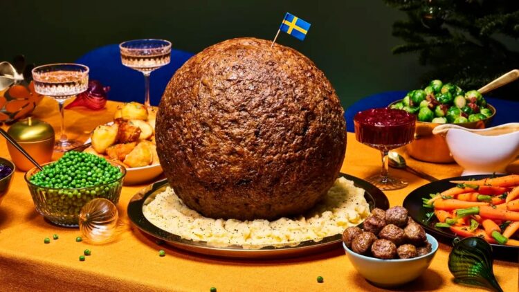 IKEA revoluciona las cenas navideñas con su gigantesca albóndiga XL 1 IKEA revoluciona las cenas navideñas con su gigantesca albóndiga XL