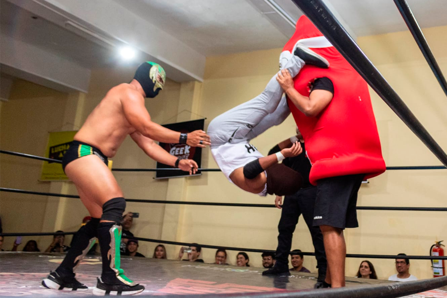 Gladiadores Perú: "Reptil" y "Condoncín" combaten las infecciones de transmisión sexual en esta campaña 2 condo