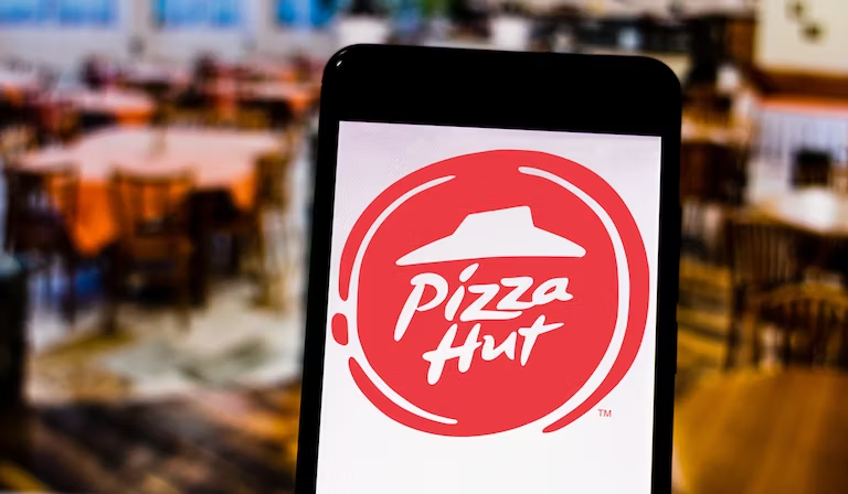 La estrategia de Pizza Hut para ser una marca “joven y culturalmente más relevante” 2 estrategia pizza hut