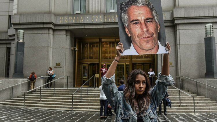 Caso Jeffrey Epstein: La importancia de una cobertura mediática oportuna y ética 1 Caso Jeffrey Epstein: La importancia de una cobertura mediática oportuna y ética