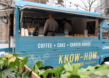 Café gratis y consejos profesionales: LinkedIn reinventa la forma de avanzar en el trabajo