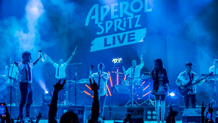 2 mil personas vibraron en el primer Aperol Spritz Live en el Perú 1 aperol 2