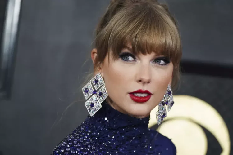 Imágenes falsas de Taylor Swift impulsan leyes para regular la inteligencia artificial 1 Imágenes falsas de Taylor Swift