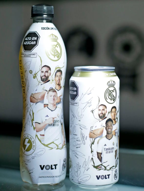 Firmada por las estrellas: así son las nuevas latas y botellas de la edición limitada de VOLT con el Real Madrid 2 GRAFICA 37