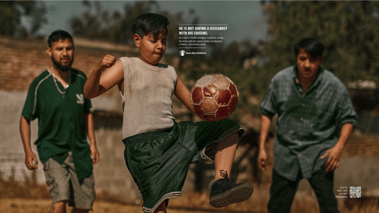 Campaña muestra cómo los grupos criminales reclutan niños y adolescentes en México