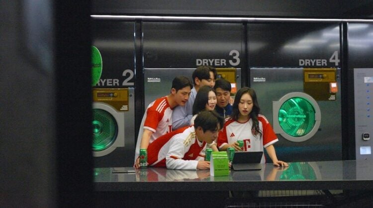 Heineken se alía con lavanderías para que coreanos vean la Champions de madrugada y con amigos 1 Heineken se alía con lavanderías para que coreanos vean la Champions de madrugada y con amigos