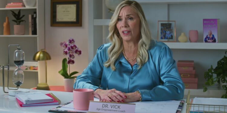 Esta marca de maquillaje busca desafiar los tabúes sobre la vejez en su último anuncio