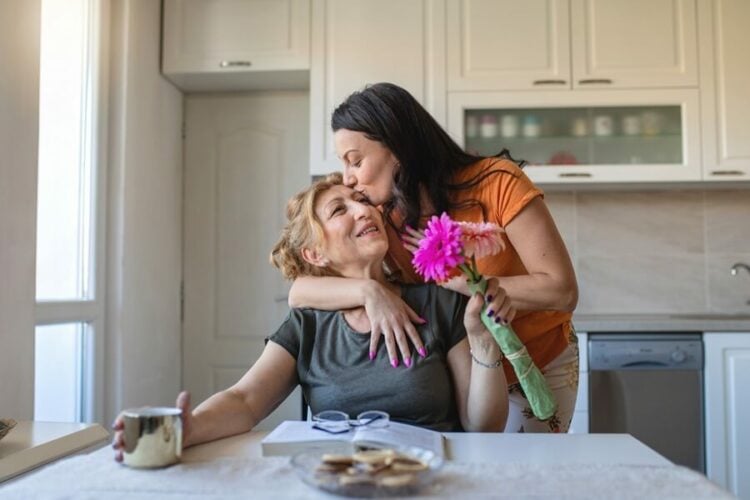 Día de la Madre 2024: las mamás peruanas prefieren un viaje como regalo, según Kantar 1 qué prefieren las mamás peruanas