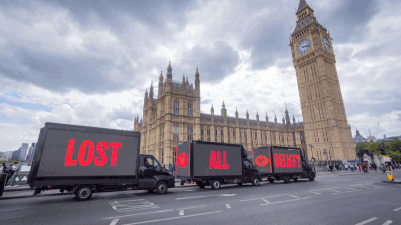 Reino Unido: “Cree en el pollo”, dice campaña de KFC en un contexto de desconfianza política 2 cree en el pollo