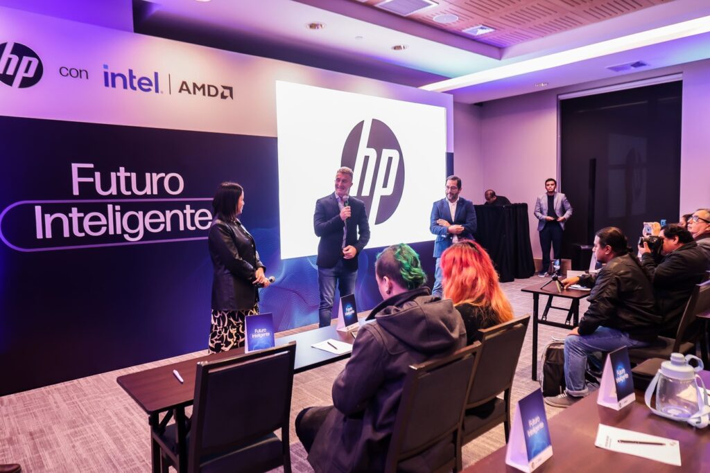 HP presenta en Perú su renovado portafolio con inteligencia artificial 4 Futuro Inteligente HP imagen 3