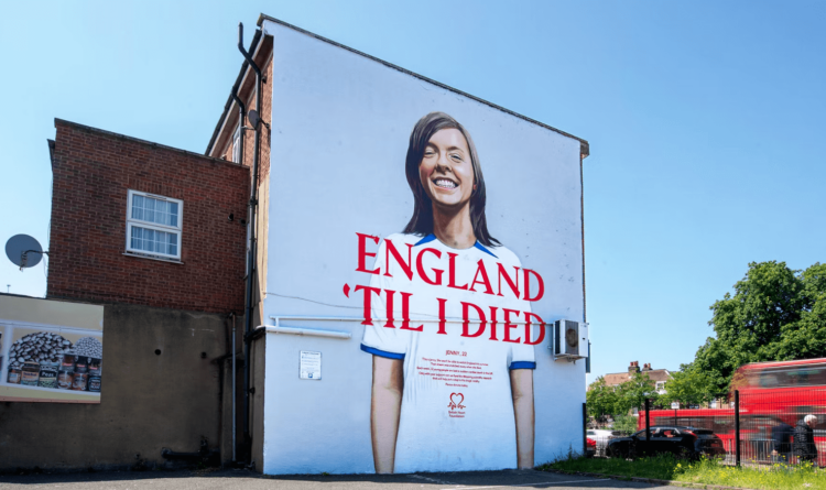 Campaña retrata a los aficionados del fútbol que mueren por enfermedades cardíacas en Reino Unido