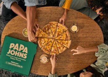 Esta es la razón por la que Papa John’s pintó sus locales de amarillo