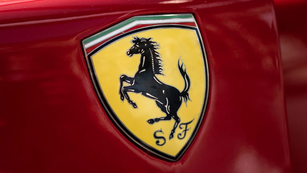Ferrari productos falsificados
