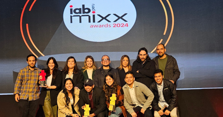 Ellos son los ganadores del IAB Mixx Awards Perú 2024 1 El Gran MIXX fue para la campaña “CIEN: para que estés bien, todos los días”, de PlazaVea para Tribeca Media.