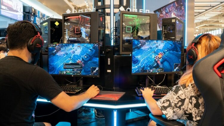 Día del Gamer: Peruanos gastan S/900 en promedio en artículos tecnológicos 1 Movistar GameClub Peru Saga Lima Esports Gaming
